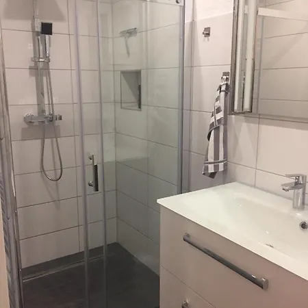 Sarah Апартаменты *