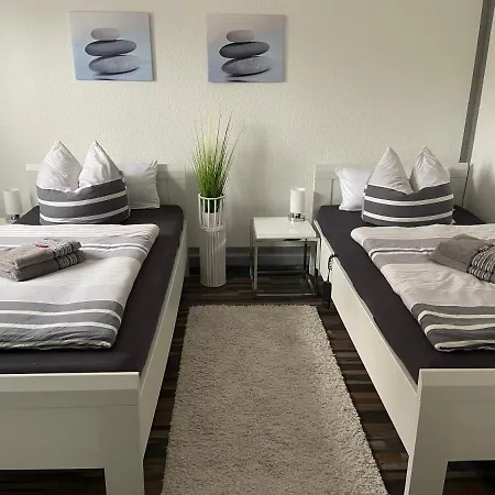 Sarah * Шёнебек